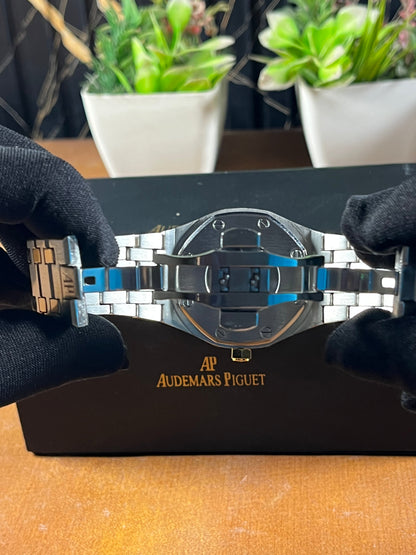 AP Royal Oak – Two-Tone Gold & Steel