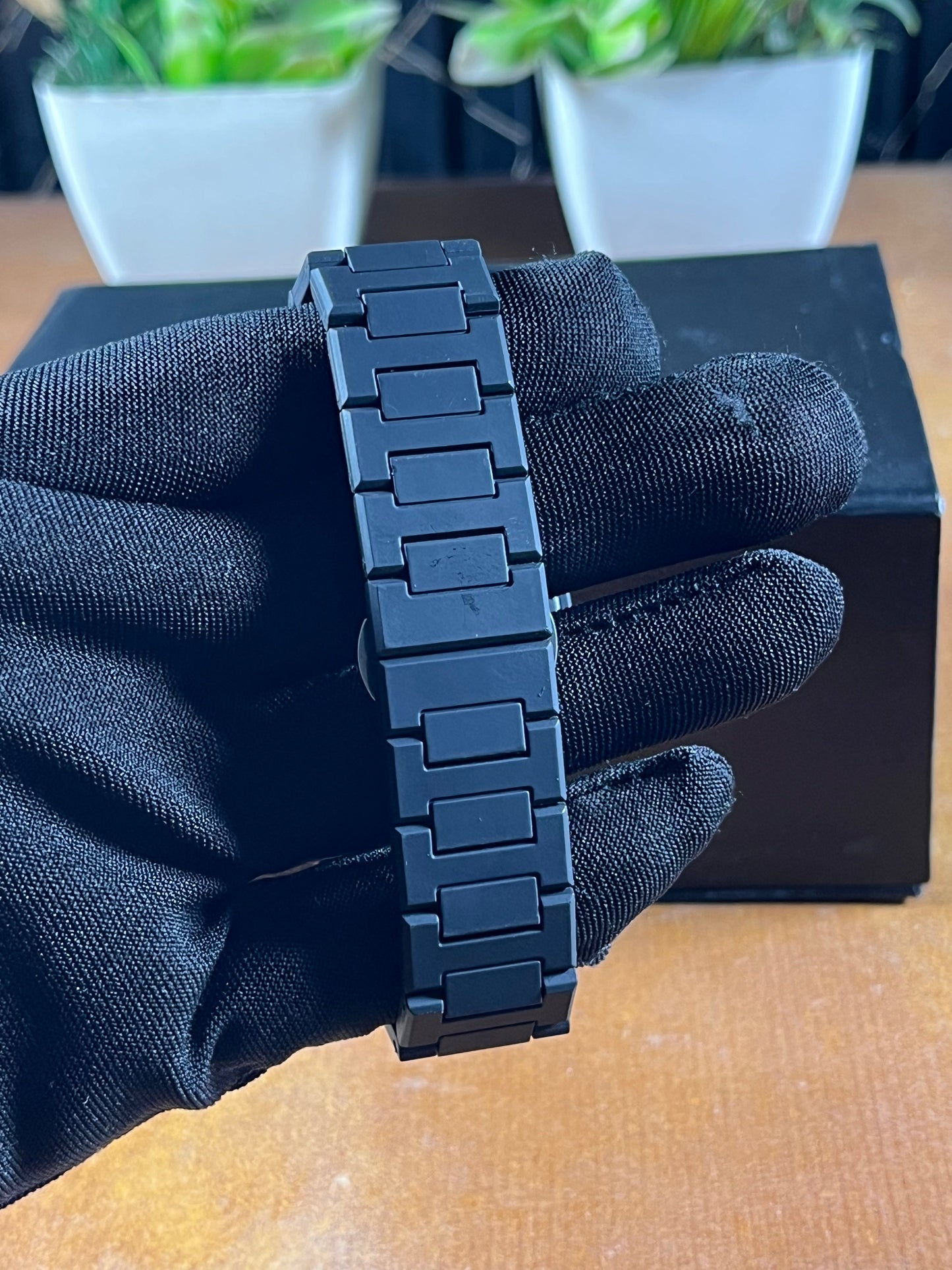 The Black Arabic Aura – Matte Stealth Edition