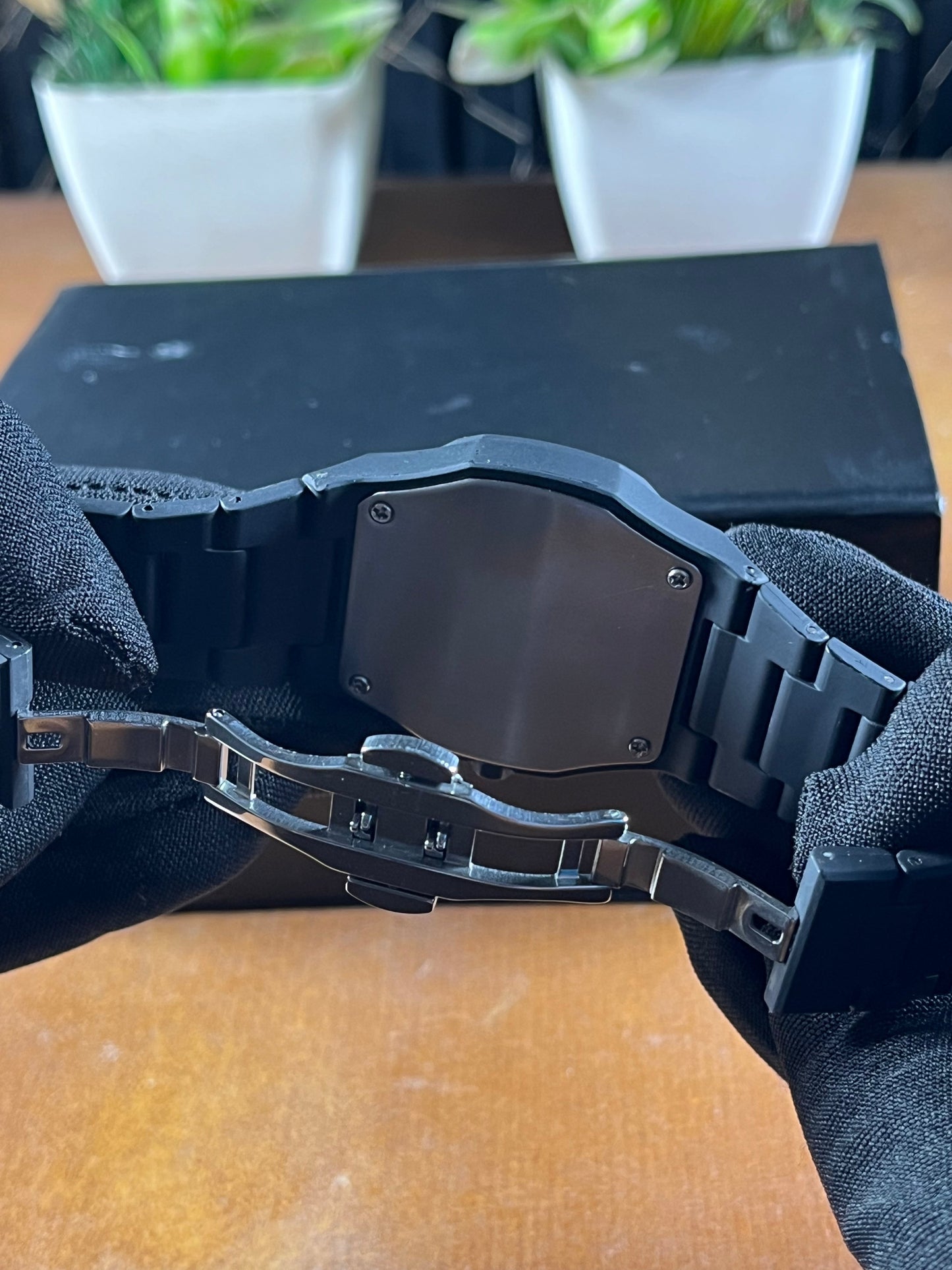 The Black Arabic Aura – Matte Stealth Edition